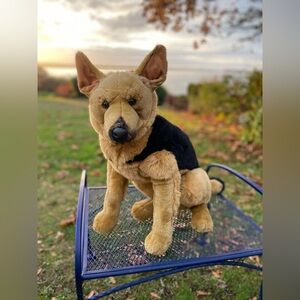 German Shepherd Dog Plush Lg Realistic Stuffed Animal 22" VTG 90s FAO schwarz?